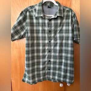 Eastern Mountain sports hiking shirt size m